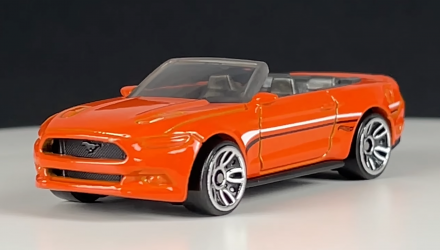 Машинка Базовая Hot Wheels '62 Ford Mustang Concept / '92 Ford  / 2015 GT  / '69 Boss 302 / '71 Mach 1 Ford 1:64 HFV92 Orange 5шт - Retromagaz, image 4