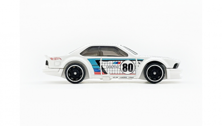 Машинка Базова Hot Wheels BMW 635 CSi HW Euro 1:64 JJK00 White - Retromagaz, image 3