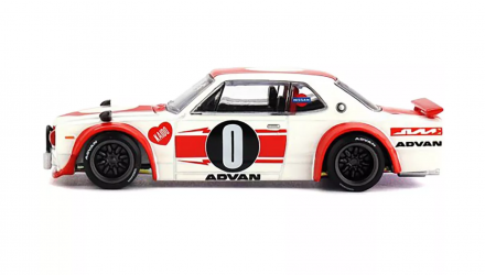 Машинка Premium Kaido House x MiNI GT Nissan Skyline 2000GT-R (KPGC10) Kaido Works V2 1:64 KGMG211 White - Retromagaz, image 3