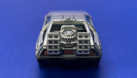 Машинка Базова Hot Wheels DeLorean DMC-12 Back to the Future Time Machine Screen Time 1:64 HCV54 HHF15 Silver - Retromagaz, image 6