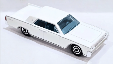 Машинка Велике Місто Matchbox 1964 Lincoln Continental 1:64 JBR73 White - Retromagaz, image 1