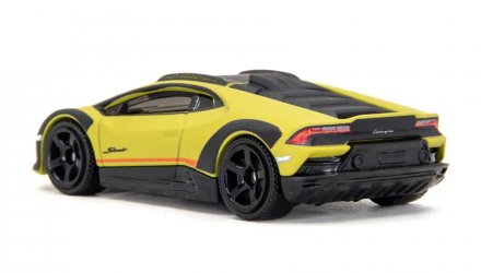 Тематическая Машинка Matchbox Lamborghini Huracán Sterrato Moving Parts 1:64 JBW70 Green image_3 Тематическая Машинка Matchbox Lamborghini Huracán Sterrato Moving Parts 1:64 JBW70 Green - Retromagaz, image 3