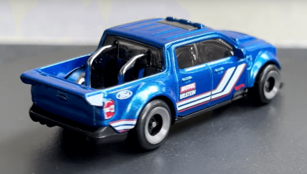 Машинка Базовая Hot Wheels '22 Ford Maverick Custom Hot Trucks 1:64 HRY78 Blue - Retromagaz, image 2