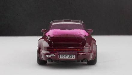 Машинка Базовая Hot Wheels Porsche 911 Turbo Cabriolet Then and Now 1:64 HYW37 Pink - Retromagaz, image 4