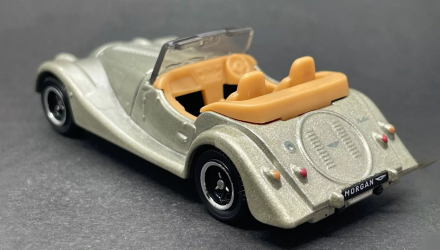 Машинка Большой Город Matchbox Morgan Plus Four Showroom 1:64 HVL02/HVN30 Silver - Retromagaz, image 2