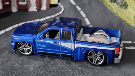 Машинка Базова Hot Wheels Chevy Silverado Then and Now 1:64 HTC67 Blue - Retromagaz, image 5