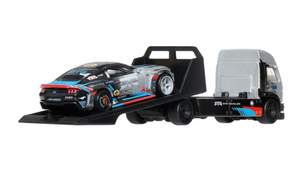 Машинка Premium 2шт Hot Wheels 2024 Ford Mustang RTR Spec 5-FD та Aero Lift Team Transport 1:64 JHX92 White - Retromagaz, image 3