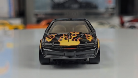 Машинка Базова Hot Wheels Knight Rider K.I.T.T. Screen Time 1:64 HYX27 Black - Retromagaz, image 4