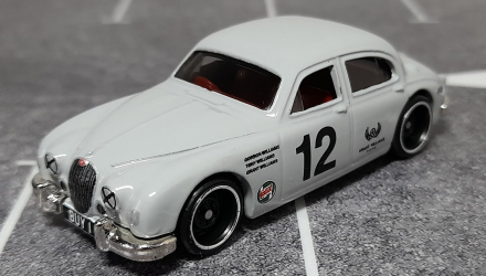 Машинка Базовая Hot Wheels Jaguar Mk1 Race Day 1:64 HRY80 Grey - Retromagaz, image 1