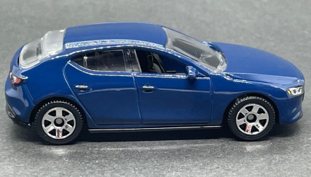 Машинка Велике Місто Matchbox 2019 Mazda 3 Highway 1:64 HLD11 Blue - Retromagaz, image 3