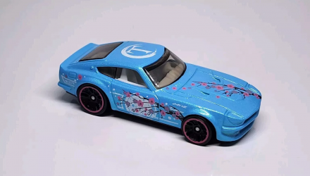 Машинка Базова Hot Wheels Datsun 240Z Art Cars 1:64 JJB80 Blue - Retromagaz, image 1