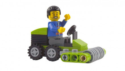Конструктор Lego Farmer with Lawn Mower City 952303 cty1574 Новый - Retromagaz, image 2
