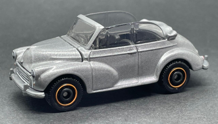 Тематическая Машинка Matchbox Morris Minor 70th Special Edition Moving Parts 1:64 FWD28/HLG35 Silver - Retromagaz, image 2