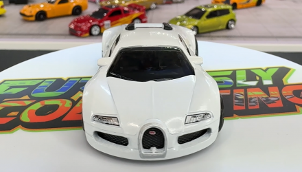 Тематическая Машинка Hot Wheels Bugatti Veyron Fast & Furious 1:64 JBY43 White - Retromagaz, image 4