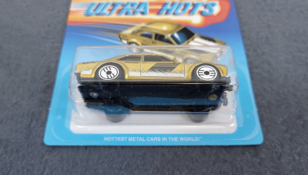 Тематична Машинка Hot Wheels '70 Ford Escort RS1600 Ultra Hots 1:64 JBY60 Gold - Retromagaz, image 4