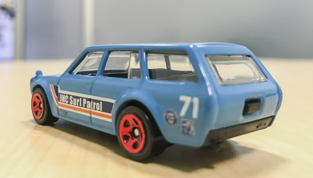 Машинка Базовая Hot Wheels '71 Datsun Bluebird 510 Wagon Surf's Up 1:64 FBD29 Blue - Retromagaz, image 3