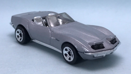 Машинка Базовая Hot Wheels '72 Stingray Convertible Roadsters 1:64 HKK12 Silver - Retromagaz, image 2