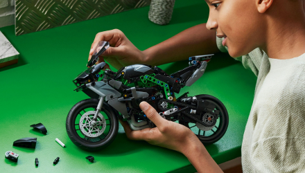 Конструктор Lego Мотоцикл Kawasaki Ninja H2R Technic 42170 Новый - Retromagaz, image 4
