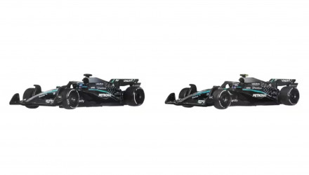 Машинка Premium 2шт Hot Wheels Mercedes-AMG PETRONAS Formula One Team George Russell Kimi Antonelli 1:64 JMM93 Black - Retromagaz, image 1