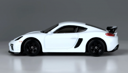 Тематическая Машинка Hot Wheels Porsche 718 Cayman GT4 Women of Fast & Furious 1:64 HNR88/HRW38 White - Retromagaz, image 4