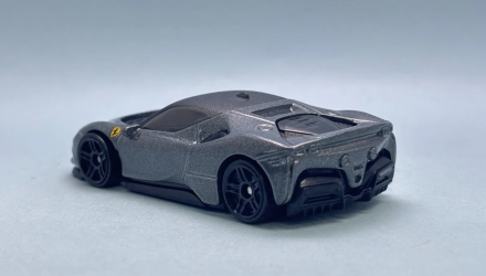 Машинка Базовая Hot Wheels Ferrari SF90 Stradale Factory Fresh 1:64 HYY08 Grey - Retromagaz, image 4