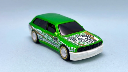 Машинка Базовая Hot Wheels BMW M3 Wagon Super Treasure Hunt STH Wagons 1:64 JBC48 Green - Retromagaz, image 4