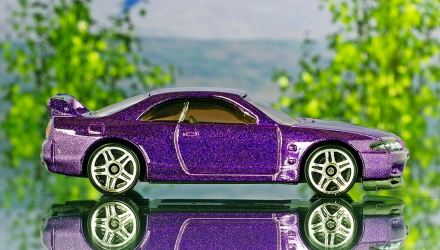 Машинка Базова Hot Wheels Nissan Skyline GT-R R33 Then and Now 1:64 FJY75 Purple - Retromagaz, image 3