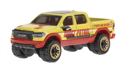 Машинка Базова Hot Wheels 2020 RAM 1500 Rebel Treasure Hunts Rescue 1:64 HKL04 Yellow - Retromagaz, image 2