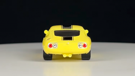 Тематична Машинка Hot Wheels Toyota 2000 GT Japanese Classics 1:64 HLK15 Yellow - Retromagaz, image 6