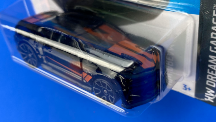 Машинка Базовая Hot Wheels '18 Camaro SS Dream Garage 1:64 HTB50 Black - Retromagaz, image 3