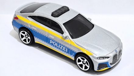 Машинка Велике Місто Matchbox 2023 BMW i4 Police Sedan 1:64 JBR00 Silver - Retromagaz, image 1