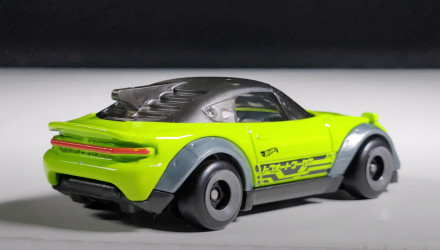 Машинка Базова Hot Wheels Mazda MX-5 Miata (2025) Dream Garage 1:64 HYX57 Green - Retromagaz, image 2