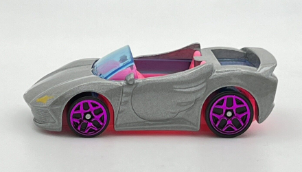 Машинка Базова Hot Wheels Barbie Extra Tooned 1:64 HCT35 Metallic Silver - Retromagaz, image 4