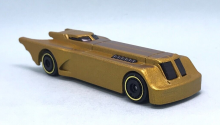 Машинка Базовая Hot Wheels Batman: The Animated Series Batmobile Batman 1:64 HKJ76 Gold - Retromagaz, image 2