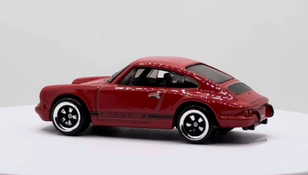Тематическая Машинка Hot Wheels '67 Porsche 911 R Chase Icons 1:64 JBY91 Red - Retromagaz, image 4