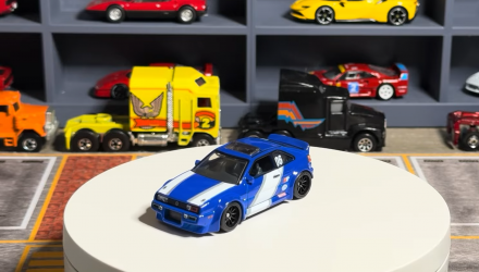 Машинка Premium 2шт Hot Wheels Volkswagen Corrado VR6 та Retro Rig Team Transport 1:64 JHX95 Blue - Retromagaz, image 3