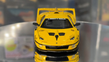 Машинка Premium MINI GT Lamborghini LB-Silhouette WORKS MURCIELAGO GT Evo №1135 1:64 MGT01135 Yellow - Retromagaz, image 4