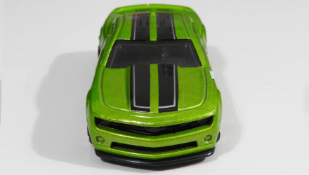 Машинка Базова Hot Wheels 2013 Chevy Camaro Special Edition Treasure Hunts Dream Garage 1:64 GHD73 Green - Retromagaz, image 5