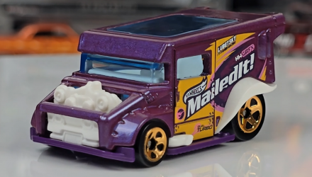 Машинка Базова Hot Wheels Mailed It! Treasure Hunts Metro 1:64 JBC22 Purple - Retromagaz, image 1
