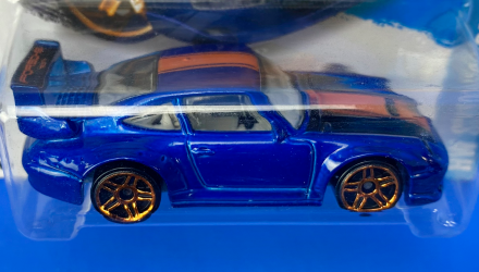 Машинка Базова Hot Wheels Porsche 993 GT2 Showroom 1:64 DHT11 Blue - Retromagaz, image 3