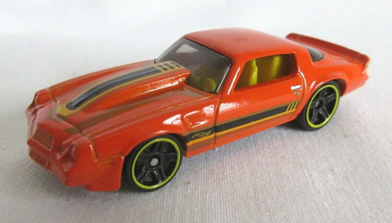 Машинка Базовая Hot Wheels '81 Camaro Camaro Fifty 1:64 DVC47 Orange - Retromagaz, image 2