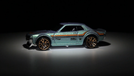 Машинка Базовая Hot Wheels '70 Toyota Celica J-Imports 1:64 GTB03 Green - Retromagaz, image 2