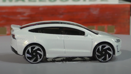 Машинка Базова Hot Wheels Tesla Model X Factory Fresh 1:64 DTX01 White - Retromagaz, image 5