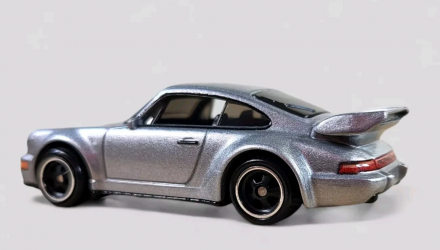 Машинка Premium Hot Wheels Porsche 911 Carrera RS 3.8 Fast & Furious 1:64 JBM03 Grey - Retromagaz, image 4