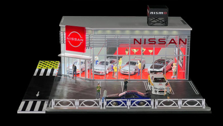 Диорама G-Fans Nismo Dealership 1:64 710036 Black - Retromagaz, image 3