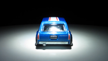 Машинка Premium Hot Wheels '71 Datsun Bluebird 510 Wagon 50th Anniversary Throwback 1:64 FLF36 Blue - Retromagaz, image 6