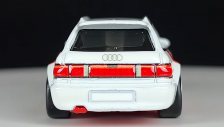 Машинка Premium Hot Wheels '94 Audi Avant RS2 Forza Horizon 1:64 DMC55/HKC32 White - Retromagaz, image 6