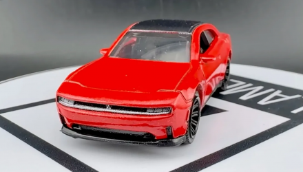 Тематическая Машинка Matchbox Dodge Charger Daytona R/T Moving Parts 1:64 FWD28/JBW53 Red - Retromagaz, image 3