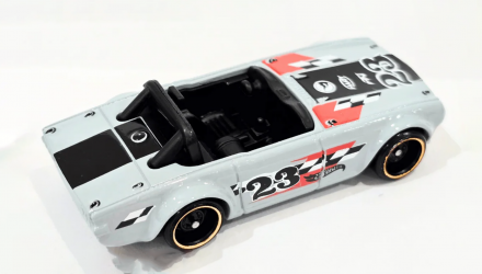 Машинка Базовая Hot Wheels Triumph TR6 Treasure Hunts Track Champs 1:64 JBC34 Grey image_4 Машинка Базовая Hot Wheels Triumph TR6 Treasure Hunts Track Champs 1:64 JBC34 Grey - Retromagaz, image 4