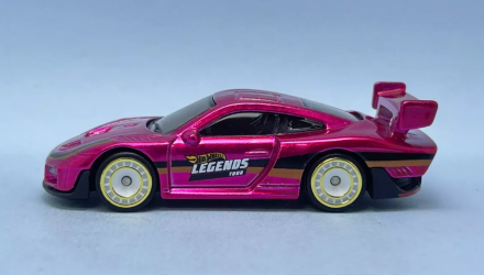 Машинка Базовая Hot Wheels Porsche Porsche 935 Legends Tour 1:64 JCB37 Pink - Retromagaz, image 3